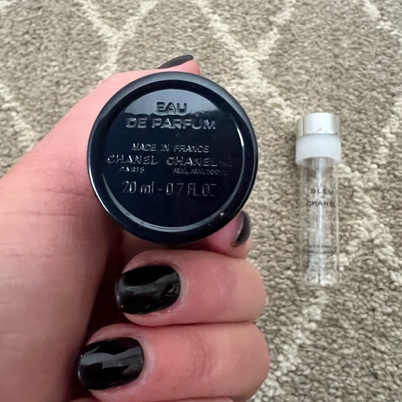 Chanel Bleu Travel Twist Spray Cologne - Picture 3 of 3